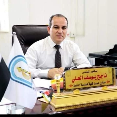 السيد رئيس قسم هندسة النفط
